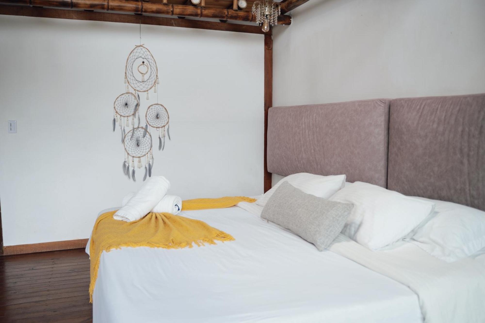 Hotel IBUKU Cabaña Junto al lago con Jacuzzi y Muelle Privados Guatapé Habitación foto